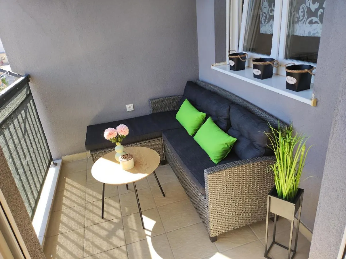 Private Apartment Noemi 스플리트