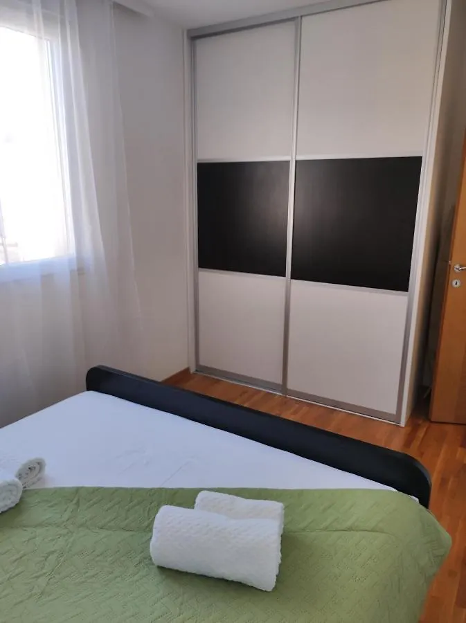 Private Apartment Noemi 스플리트